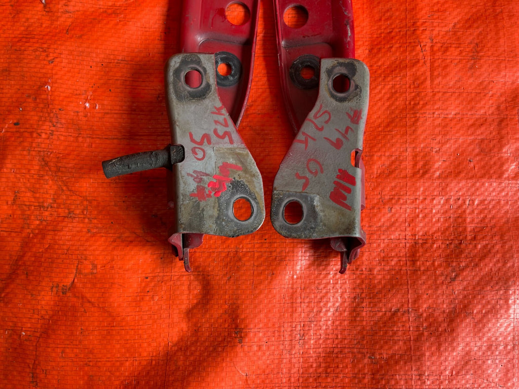 00 09 HONDA S2000   HOOD HINGE SET   HINGES LEFT RIGHT   RED COLOR   OEM OE5