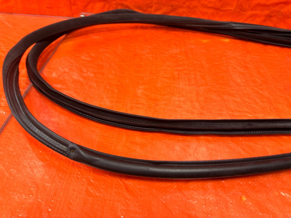 17 20 INFINITI Q60 CHASSIS TO DOOR OPEN TRIM WEATHER STRIP LEFT & RIGHT OEM #2898