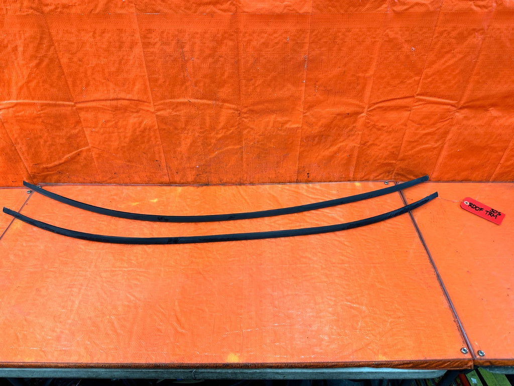 09 14 ACURA TSX   ROOF DRIP RETAINER MOLDINGS LEFT AND RIGHT   OEM 3050