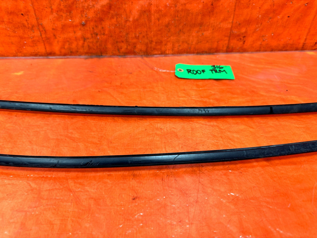 14 24 INFINITI Q50   LEFT & RIGHT   ROOF TRIM ROOF DRIP MOLDING TRIM   OEM #31613