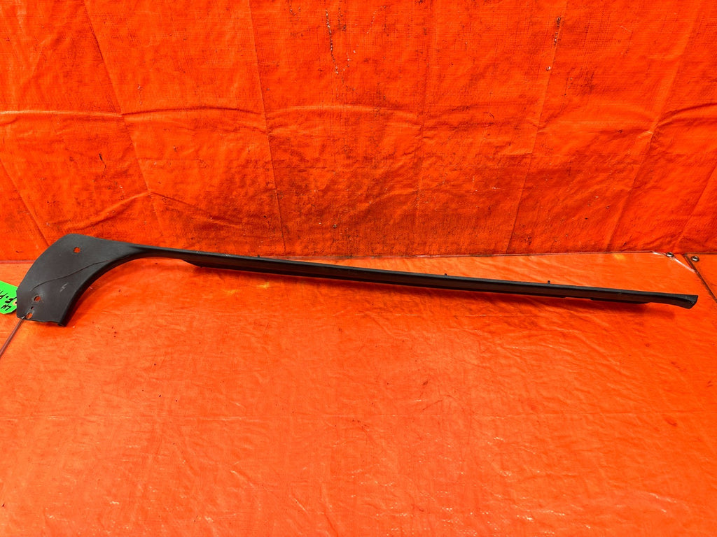 90 91 HONDA CIVIC HATCHBACK   DRIVER LEFT FLOOR PILLAR SCUFF PLATE   OEM 3171