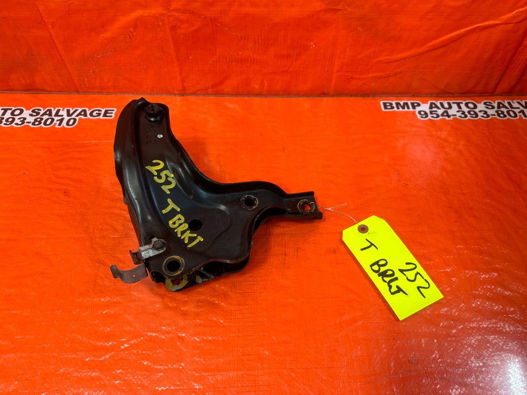 97 01 HONDA PRELUDE AUTOMATIC REAR TRANSMISSION BRACKET T BRACKET OEM #2527