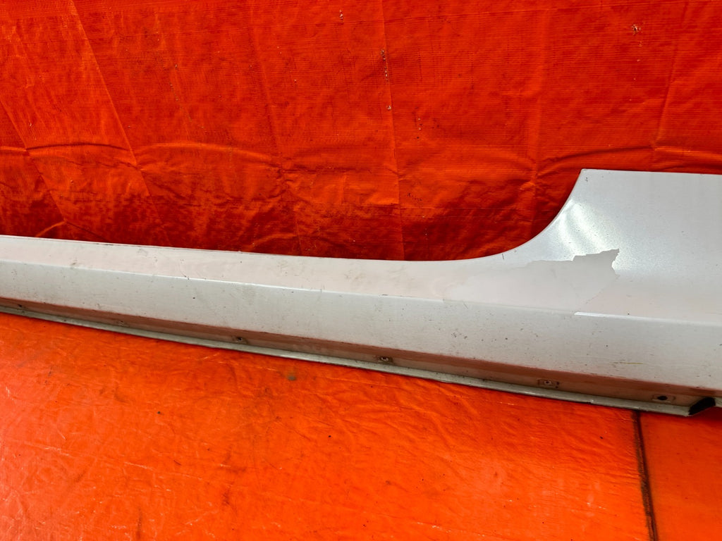 10 16 HYUNDAI GENESIS COUPE DRIVER LEFT SIDE SKIRT ROCKER MOLDING TRIM OEM 3024