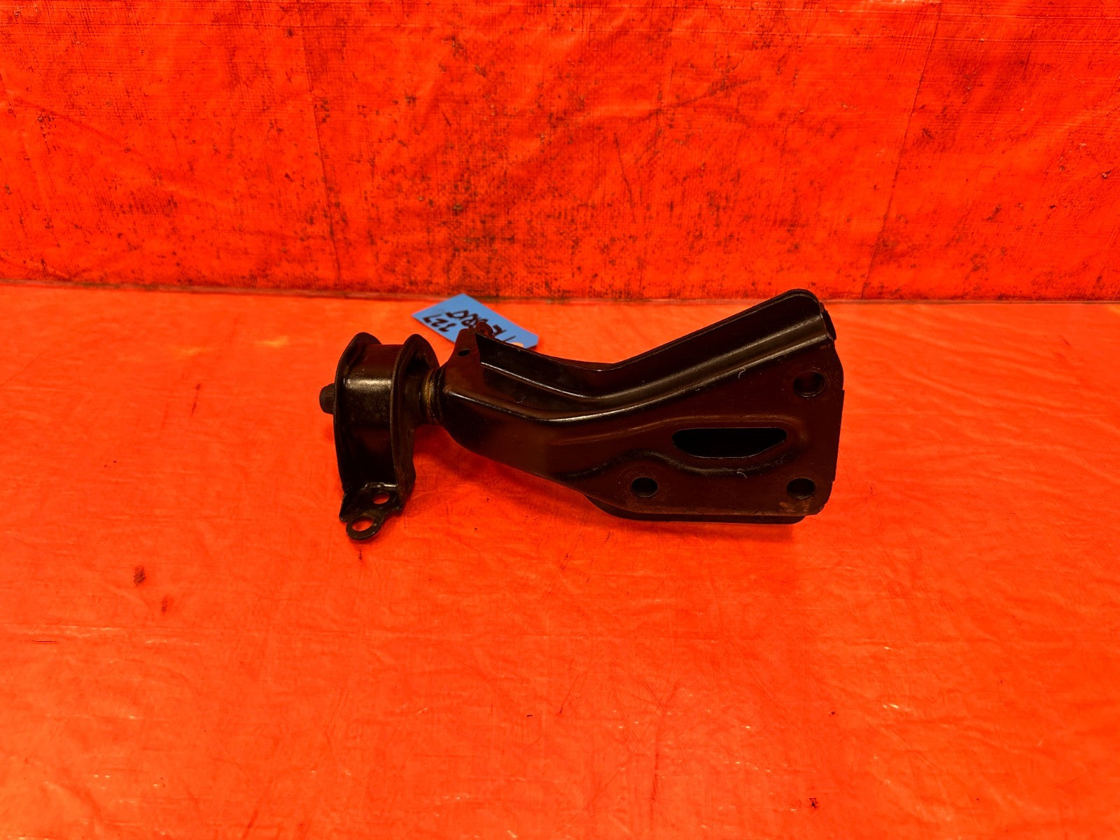 92 95 HONDA CIVIC   D SERIES D15 D16 LOWER TRANSMISSION BRACKET TORQUE MOUNT 3276