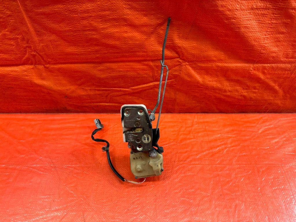 94 01 INTEGRA SEDAN   PASSENGER RIGHT FRONT DOOR LOCK ACTUATOR   OEM #2292
