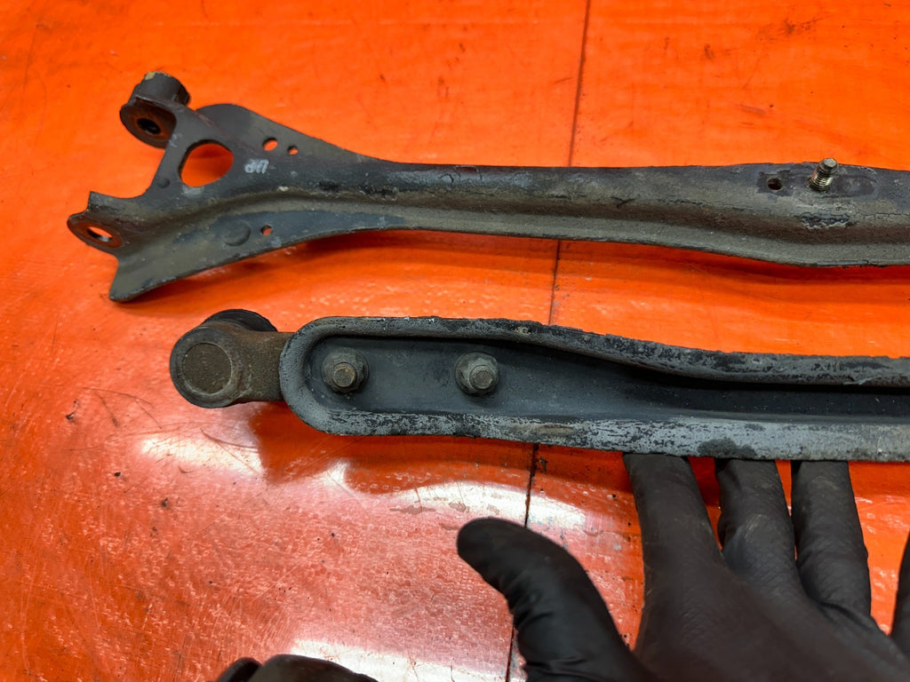 92 96 HONDA PRELUDE LEFT REAR CONTROL ARMS SET OEM FACTORY OE #33212