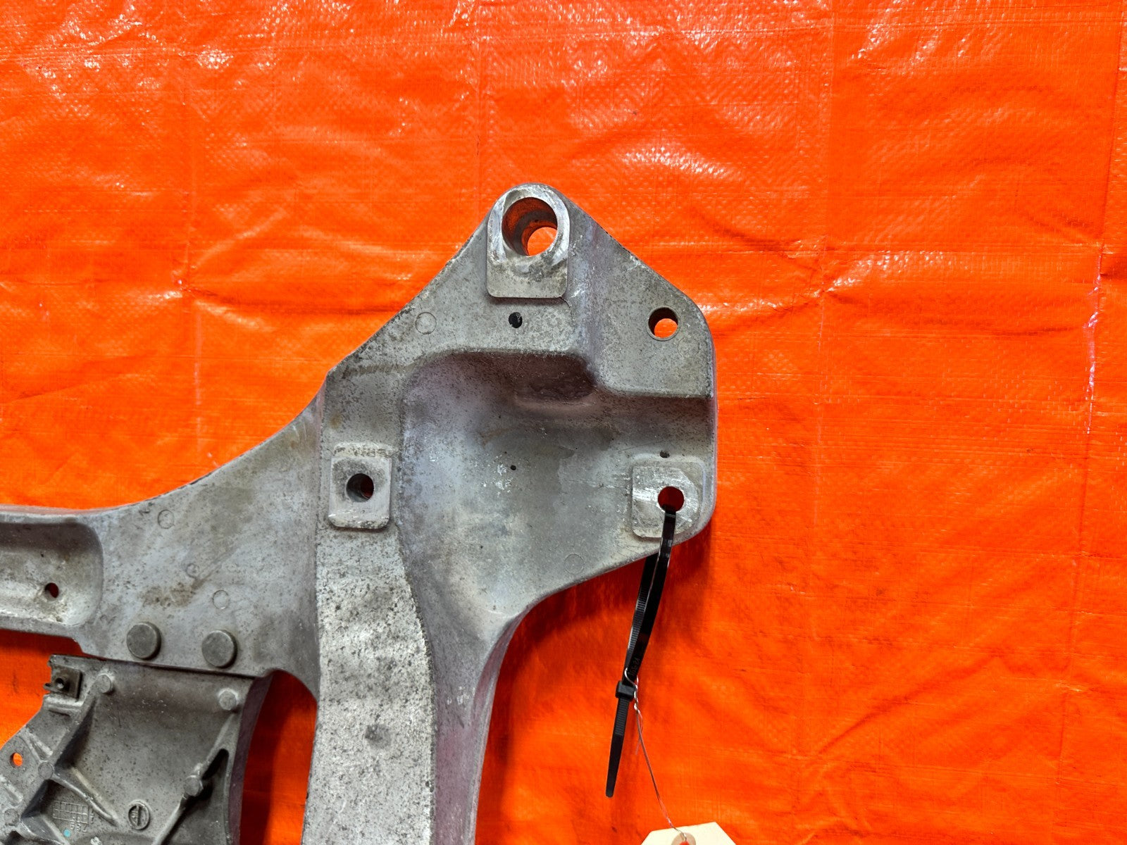 08 15 INFINITI G37 COUPE & CONVERTIBLE FRONT SUBFRAME CROSSMEMBER K FRAME   3281