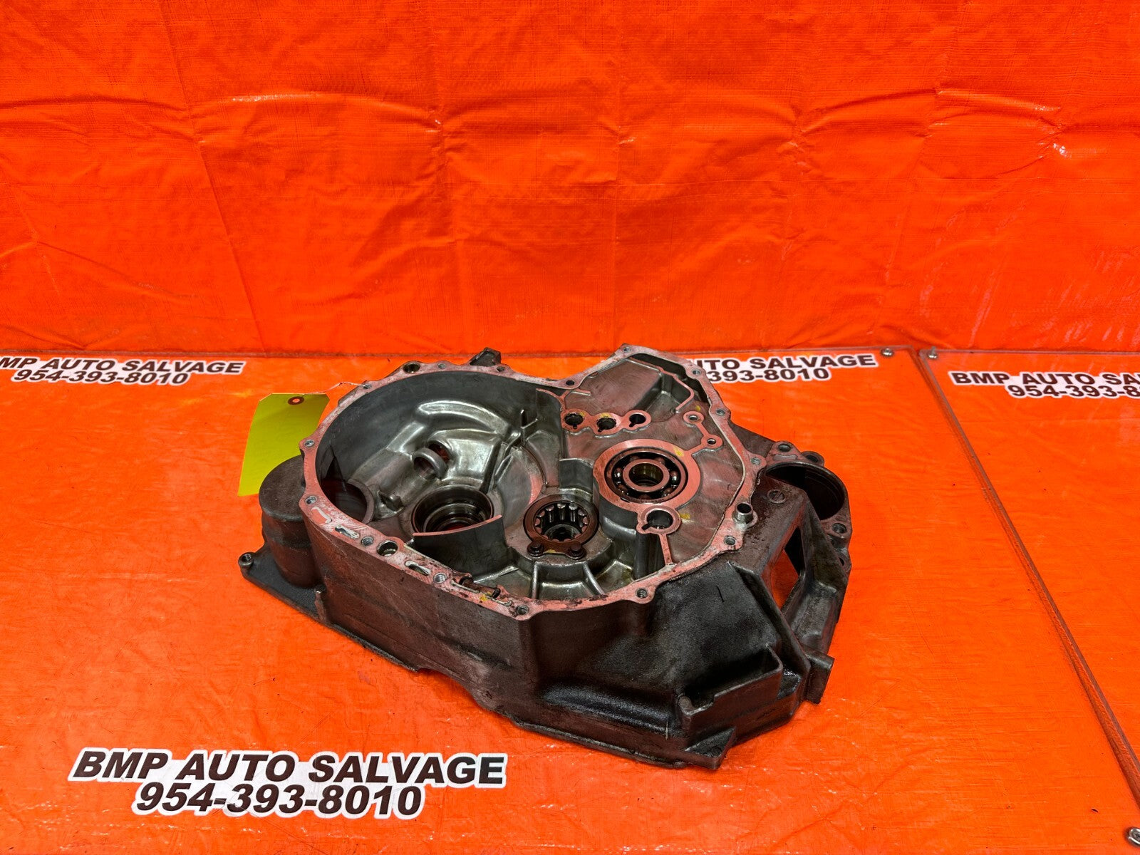 97 01 HONDA CR V CRV   AWD 5 SPEED MANUAL INNER TRANSMISSION CASE HOUSING   OEM0
