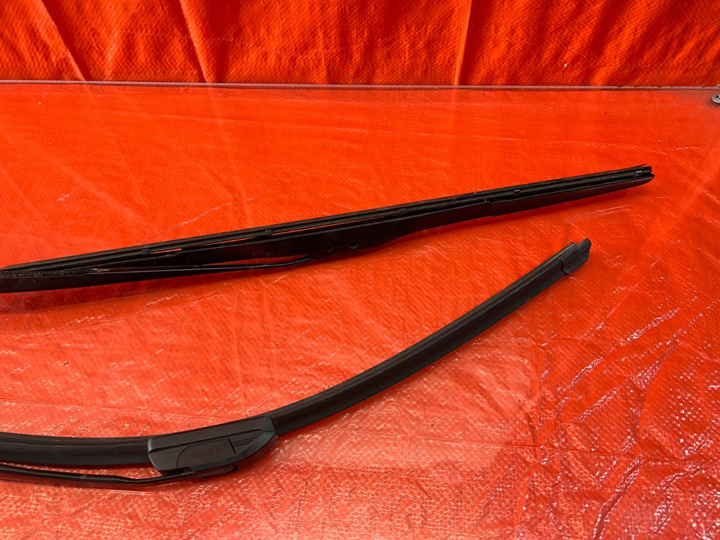 04 08 ACURA TL   WINDSHIELD WIPER ARMS   LEFT AND RIGHT ARM SET   OEM OE #1063