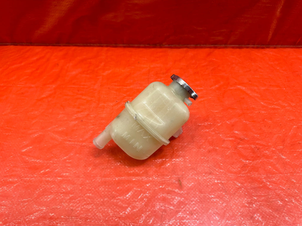 2018 18 INFINITI Q60 RED SPORT   COOLANT OVERFLOE EXPANSION TANK   REVIEW PICS0