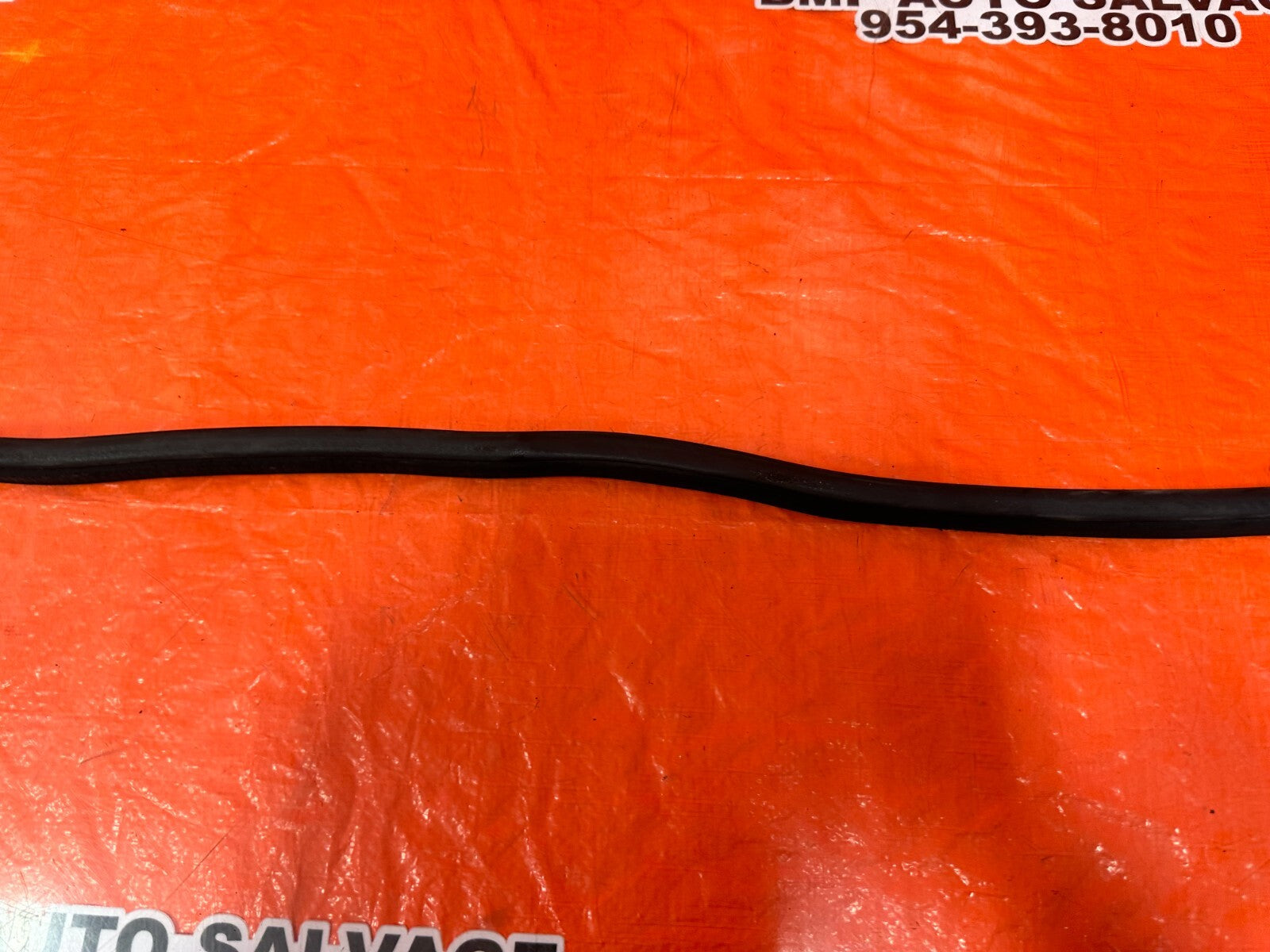 02 05 HONDA CIVIC SI EP3 HATCH WINDSHIELD WIPER COWL WEATHER STRIP TRIM OEM #2585