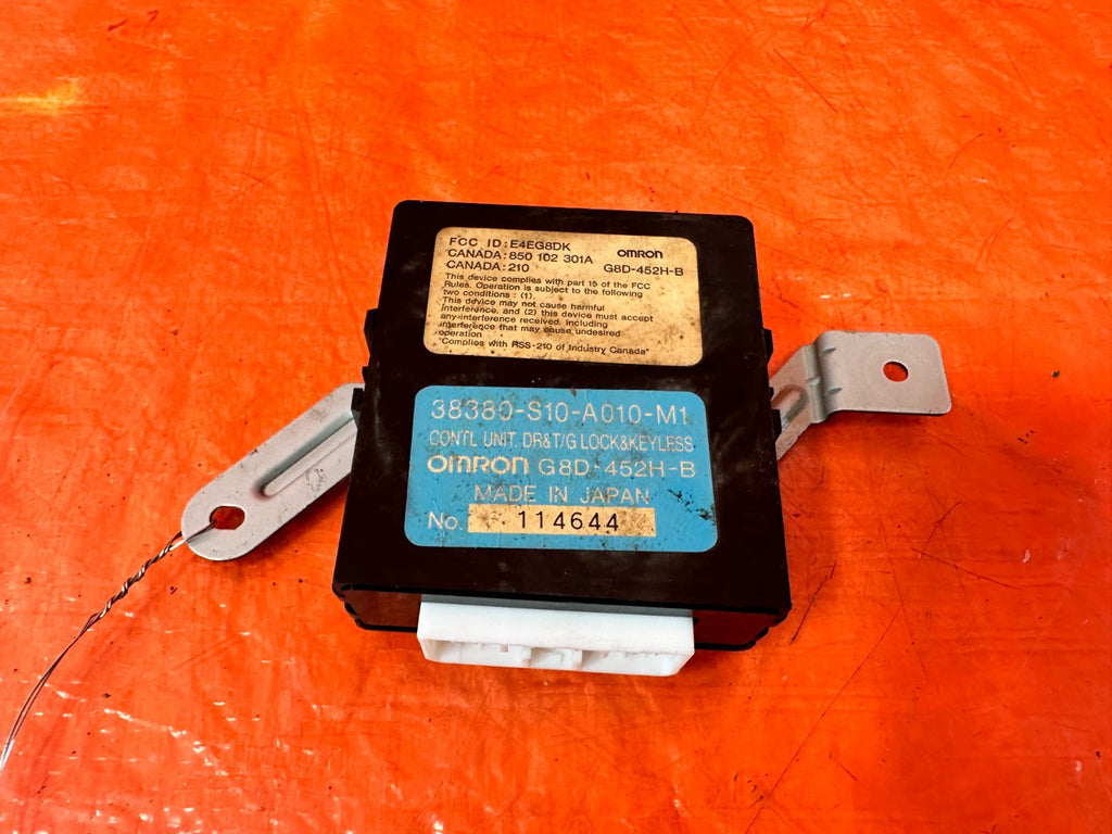 1998 98 HONDA CR V CRV   KEYLESS ENTRY ANTI THEFT MODULE   OEM FACTORY #3011