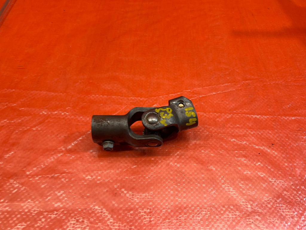 90 93 ACURA INTEGRA   STEERING COLUMN TO RACK U / B JOINT SWIVEL YOKE CONNECTOR 0