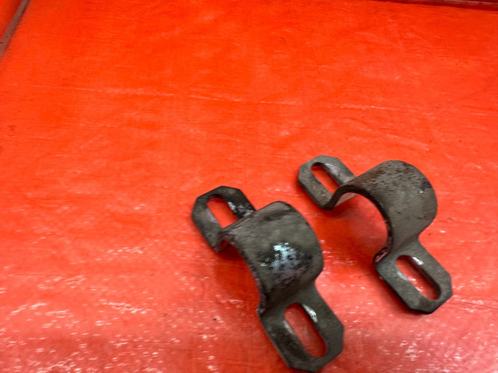 09 12 LANCER EVOLUTION X EVO 10 FRONT SWAY BAR MOUNTING BRACKETS LEFT RIGHT #2069