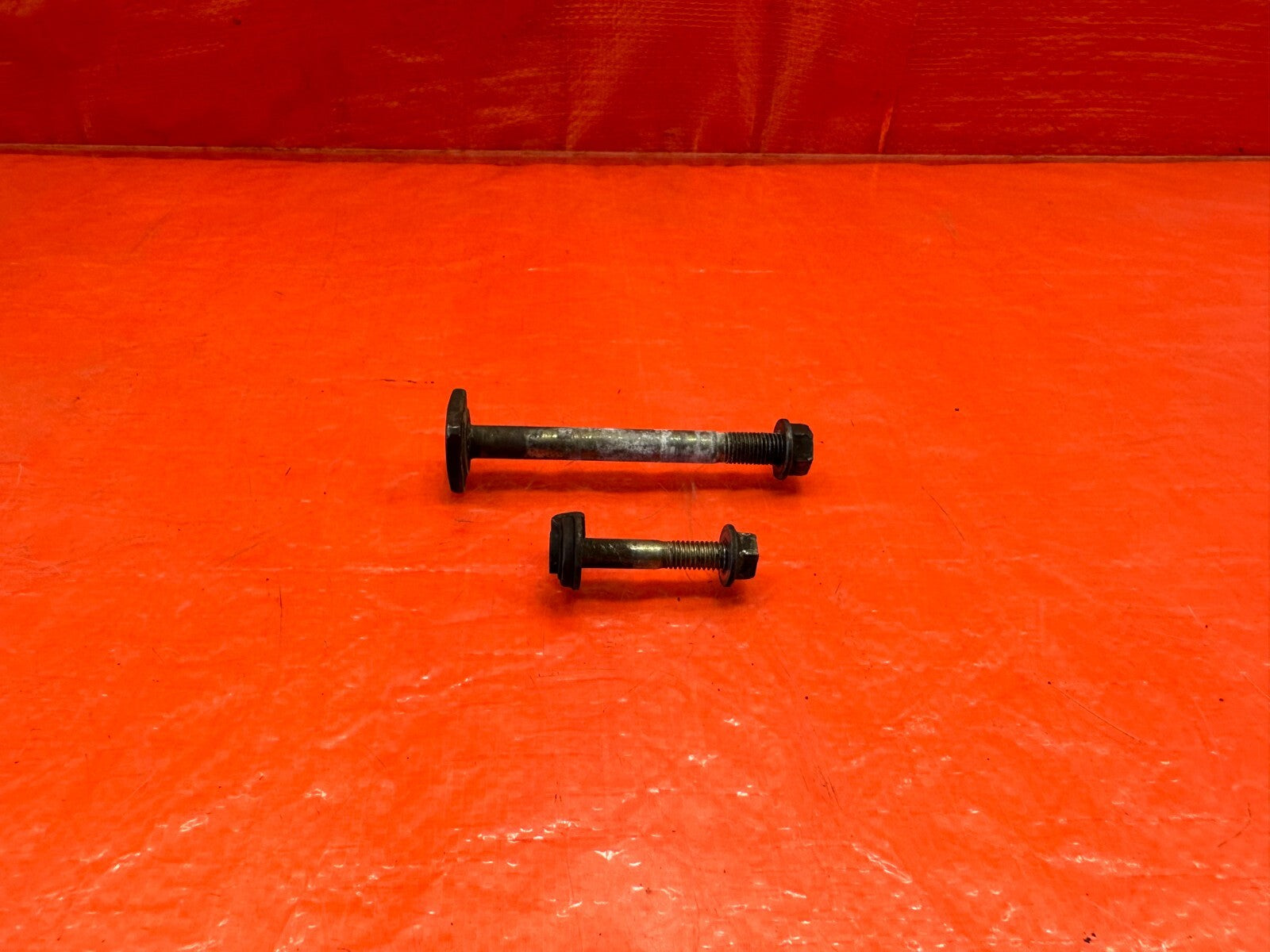 90 01 B16 B18 B20 B SERIES   ALTERNATOR MOUNTING BOLTS   TOP & BOTTOM   OEM #2358