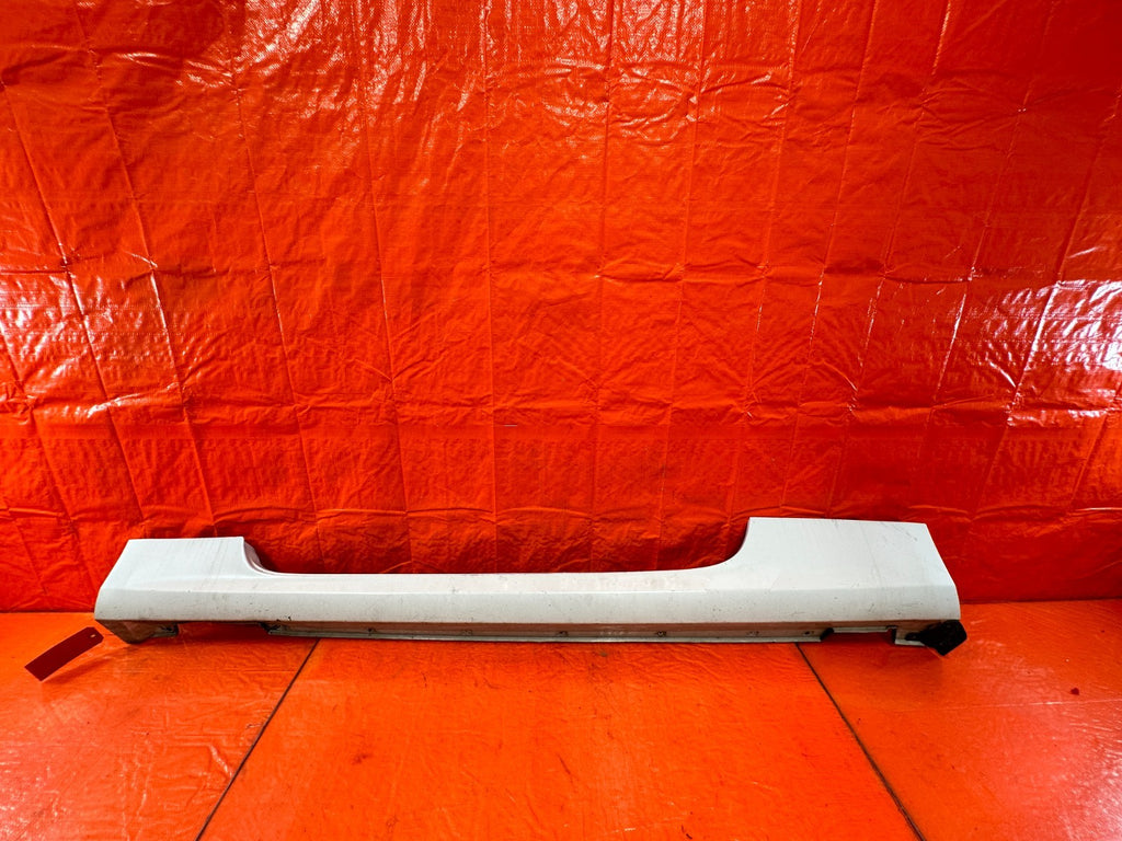 10 16 HYUNDAI GENESIS COUPE DRIVER LEFT SIDE SKIRT ROCKER MOLDING TRIM OEM 3020