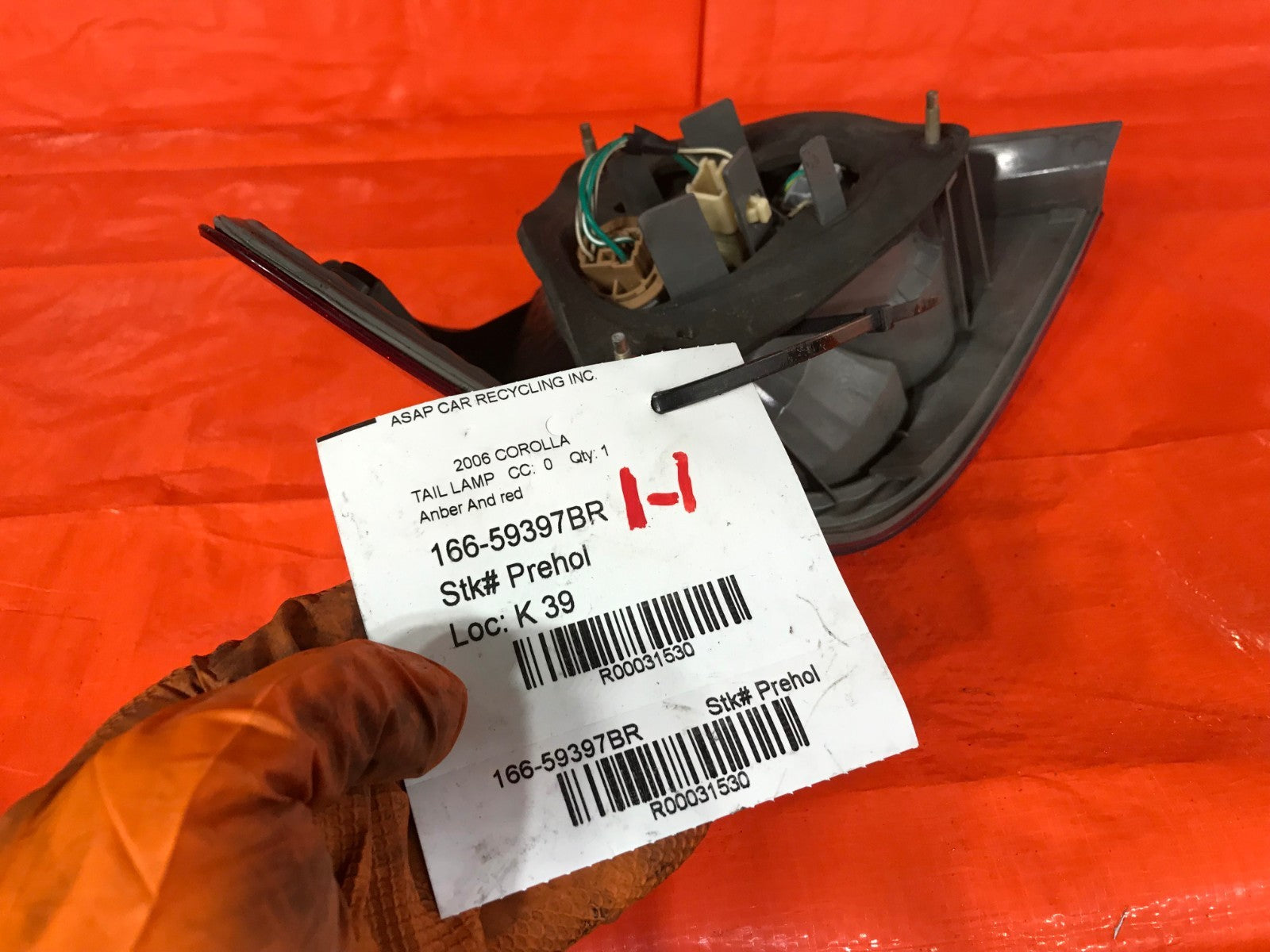 OEM 2006 06 TOYOTA COROLLA PASSENGER RIGHT OUTER TAIL LIGHT LAMP R RH5