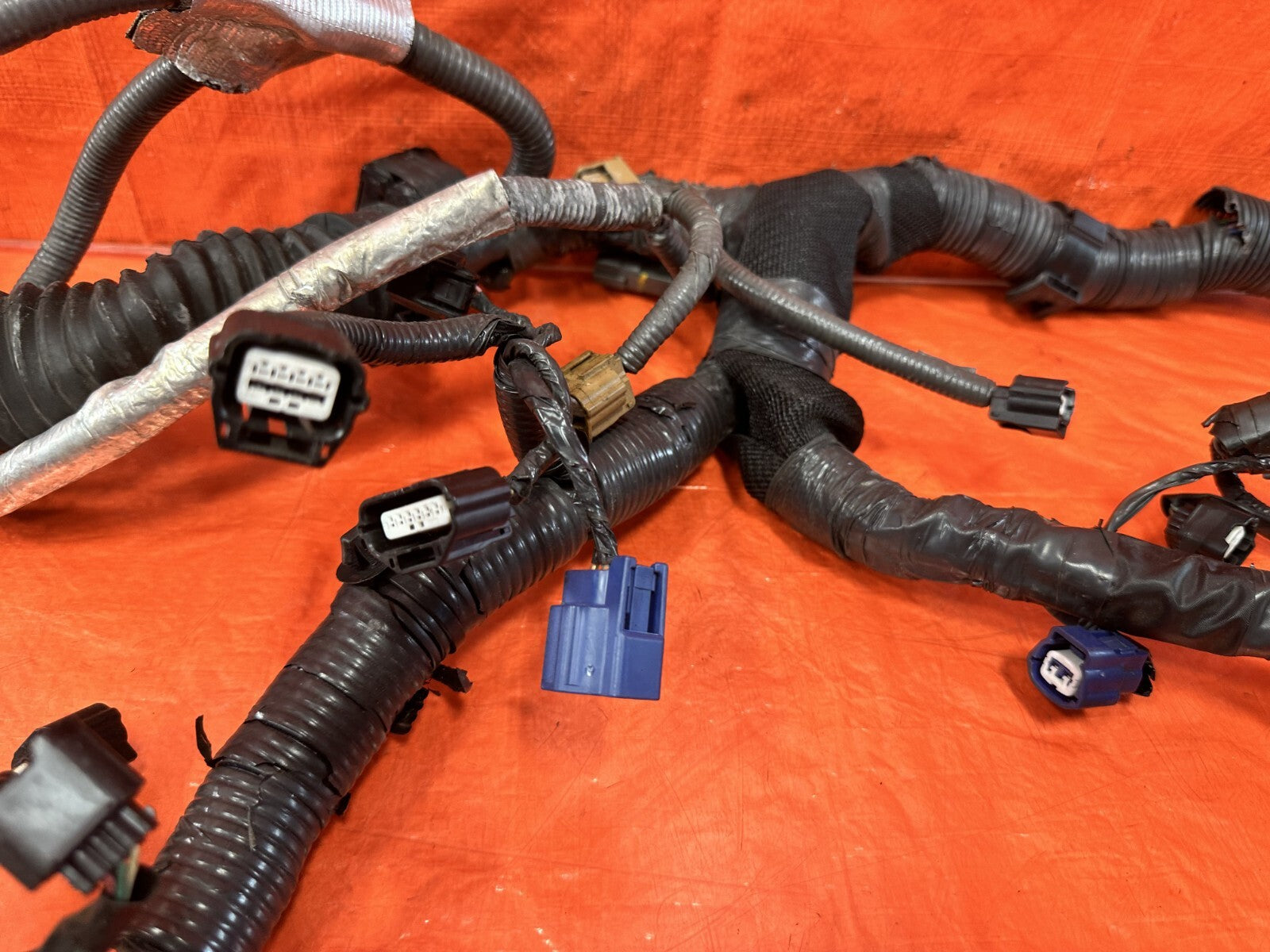 18 19 INFINITI Q60 RED SPORT    RWD   VR30DDTT   ENGINE MOTOR WIRE HARNESS 289 111