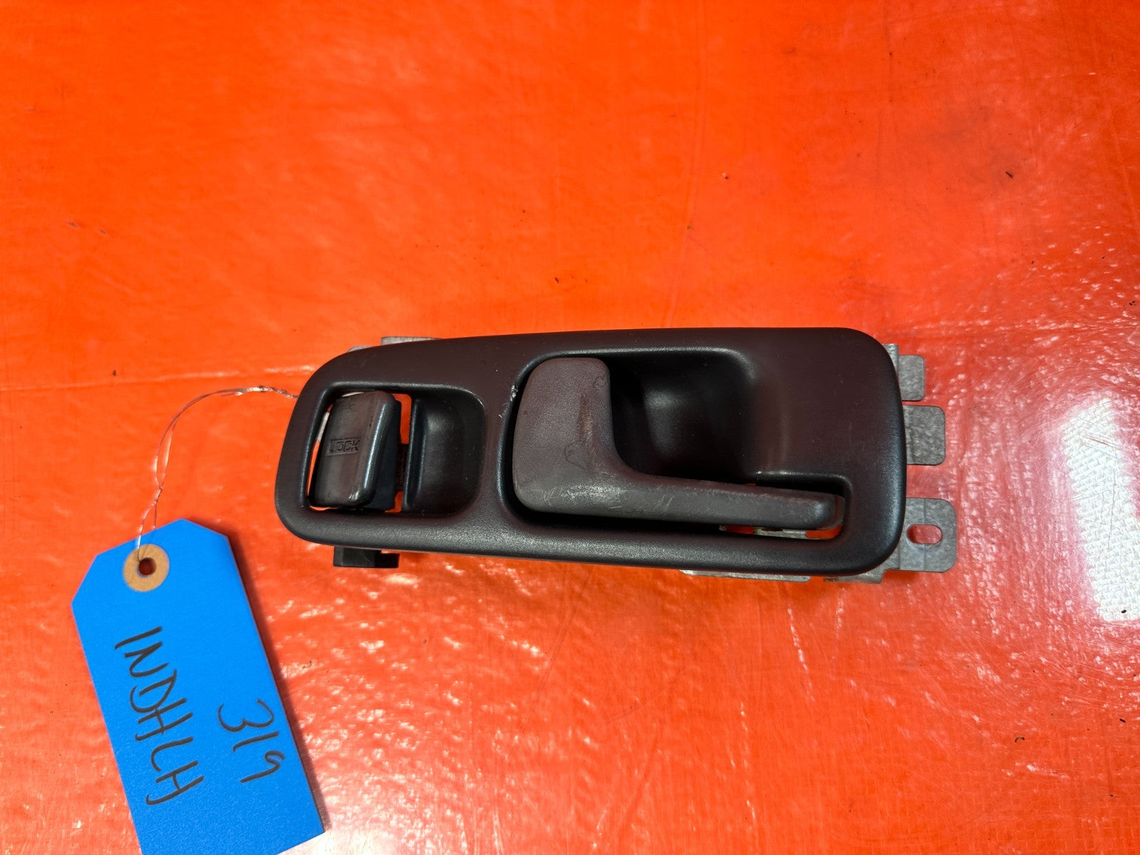 96 00 HONDA CIVIC COUPE   PASSENGER RIGHT INTERIOR DOOR HANDLE W/ TRIM OEM 3194