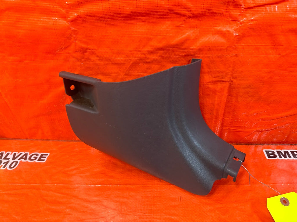 00 05 TOYOTA CELICA   KICK PANEL   PASSENGER RIGHT SIDE   GRAY COLOR   OEM #2507