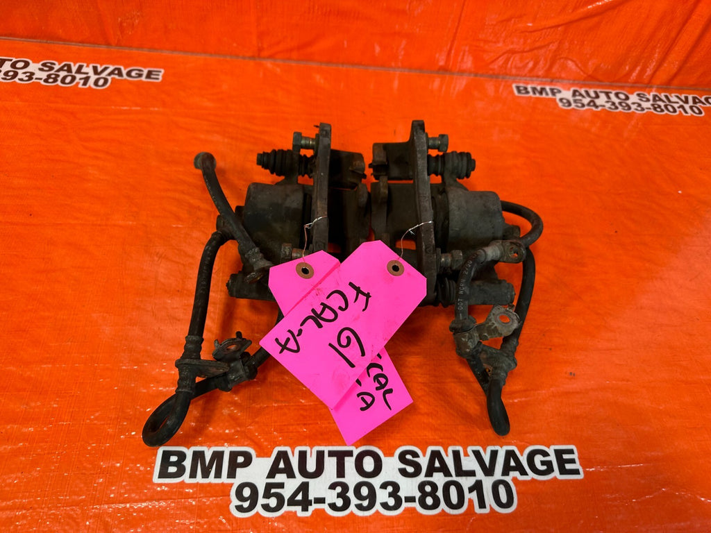 90 91 HONDA CRX BASE MODEL   FRONT BRAKE CALIPER SET CALIPERS LEFT RIGHT OEM #6115