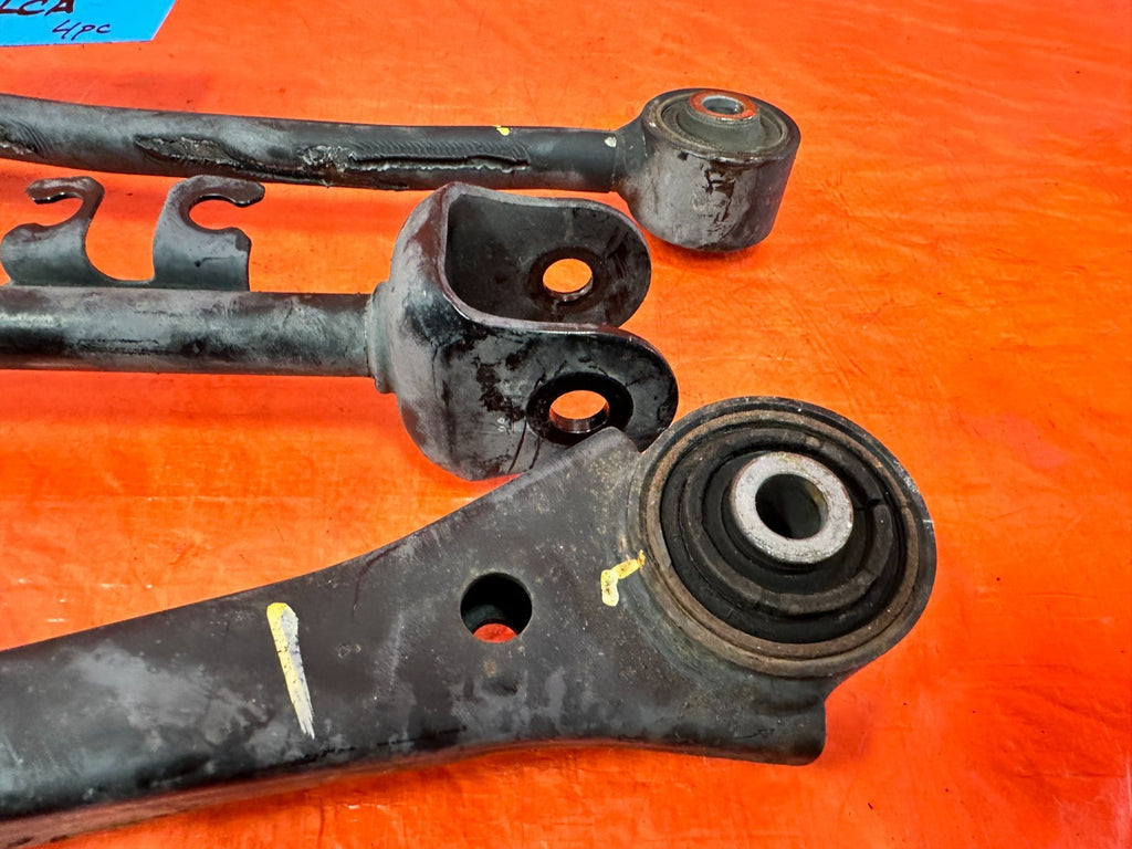 13 16 HYUNDAI GENESIS COUPE   DRIVER LEFT REAR LOWER CONTROL ARMS    OEM 3184