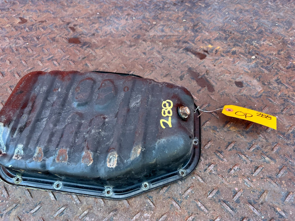 02 10 LEXUS SC430   METAL LOWER PORTION   OIL PAN ASSEMBLY   OEM #2886