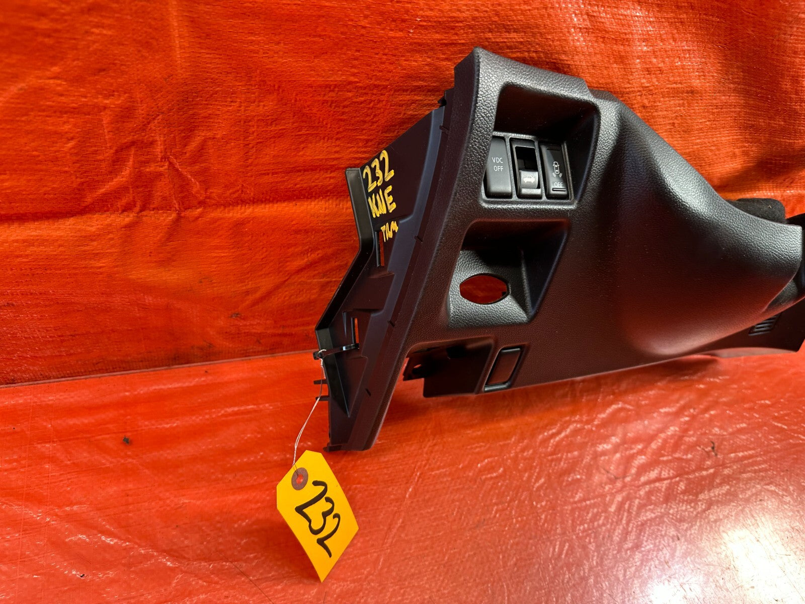 08 15 INFINITI G37 Q60 COUPE   KNEE TRIM UNDER STEERING COLUMN LOWER COVER   2326