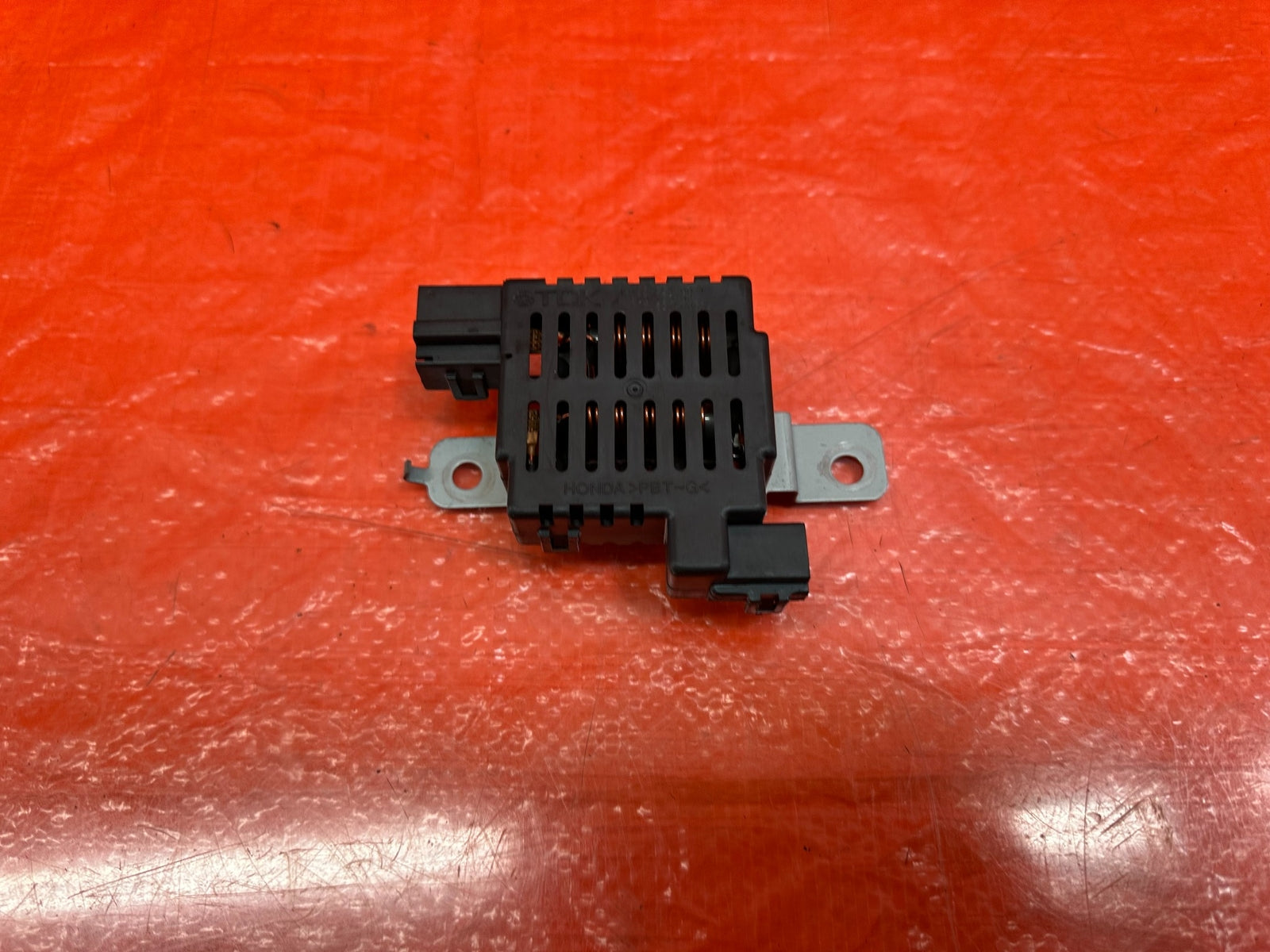 02 06 ACURA RSX   REAR TAILGATE WINDSHIELD GLASS DEFROSTER MODULE UNIT   OEM 2125