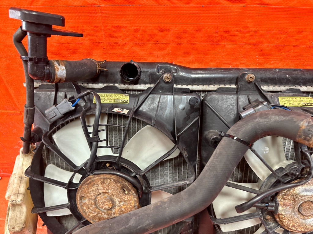 06 11 HONDA CIVIC SI   K20Z3 6 SPEED MANUAL RADIATOR ASSEMBLY   OEM FACTORY #28212