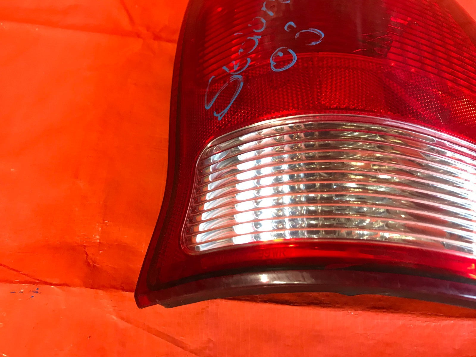 OEM 1999 99 FORD WINDSTAR PASSENGER RIGHT TAIL LIGHT LAMP R RH F22 13B504 A2