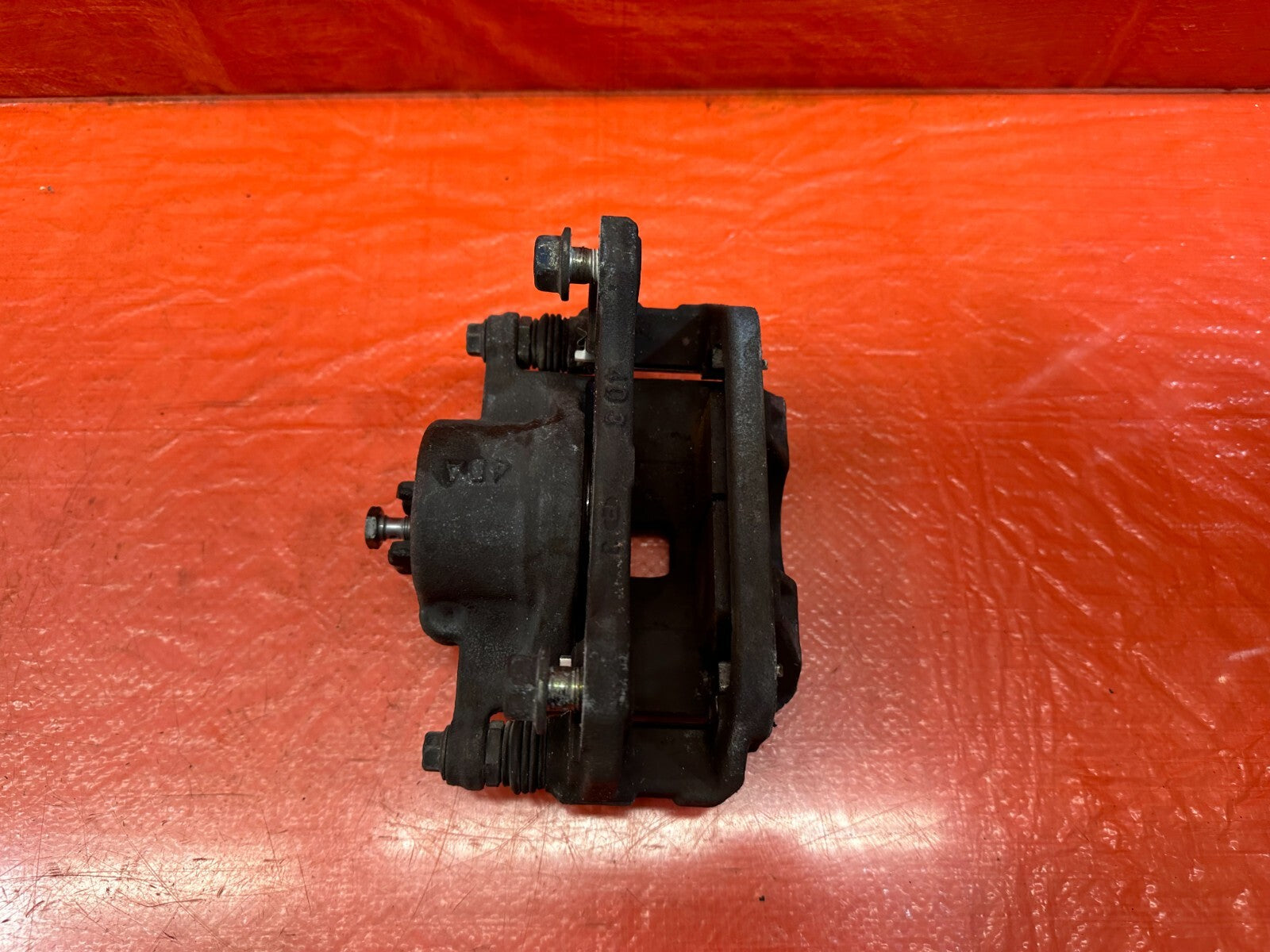 00 09 HONDA S2000   DRIVER LEFT FRONT BRAKE CALIPER   OEM FACTORY 2255