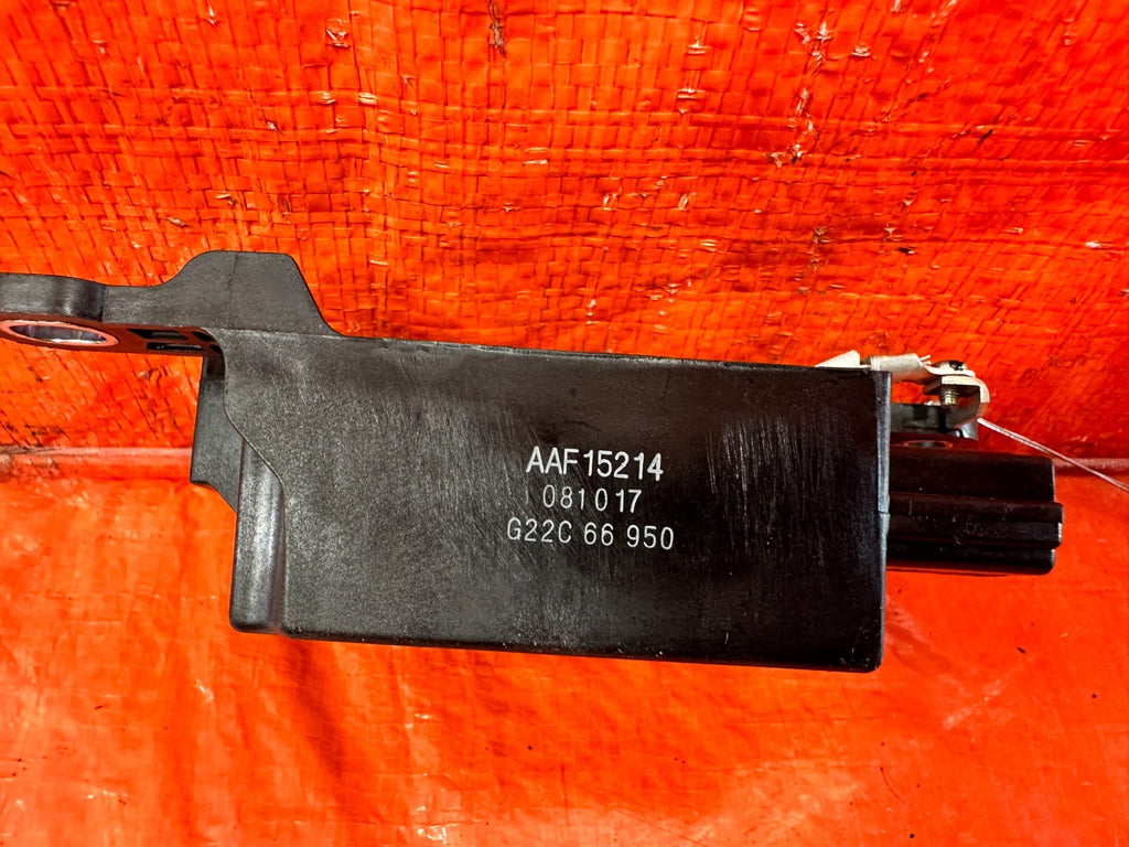 04 11 MAZDA RX8 RX 8   NOISE FILTER   OEM #3033