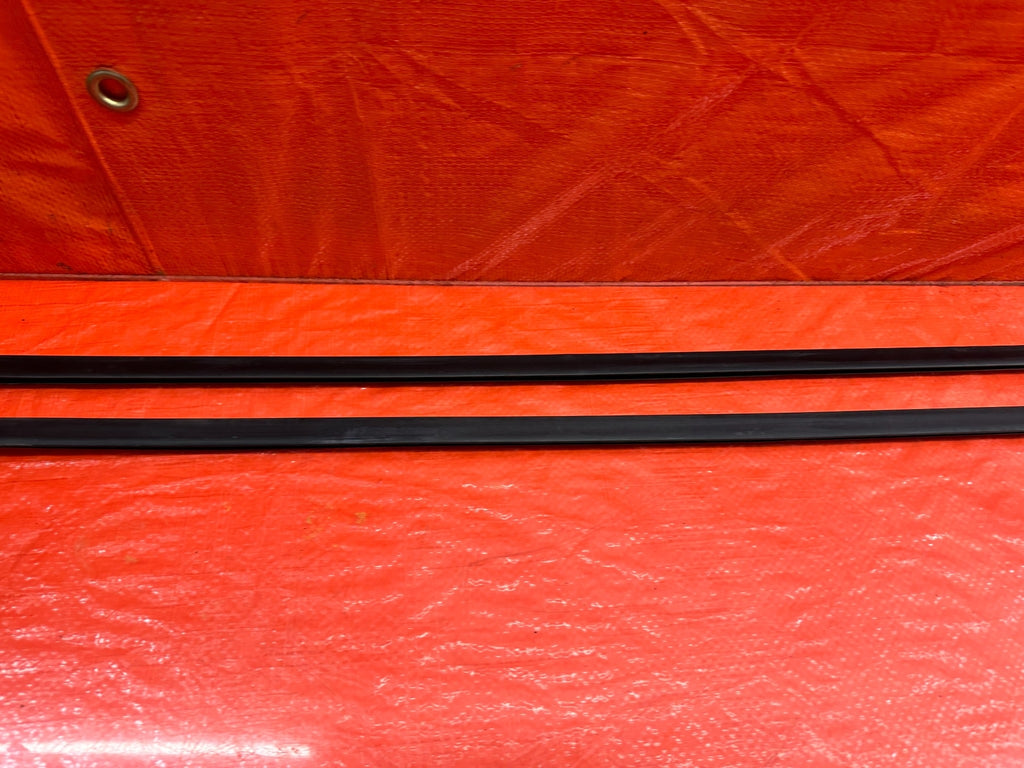 02 06 ACURA RSX   ROOF TRIM WEATHER STRIP SET   LEFT & RIGHT   OEM FACTORY #2117