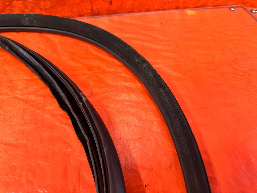 09-14 ACURA TSX - REAR TRUNK WEATHER STRIP RUBBER GASKET - OEM FACTORY #3052
