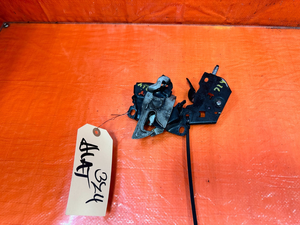 18 22 HONDA ACCORD 1.5L   HOOD LATCH SET   SET OF 2 LATCHES   OEM #3240