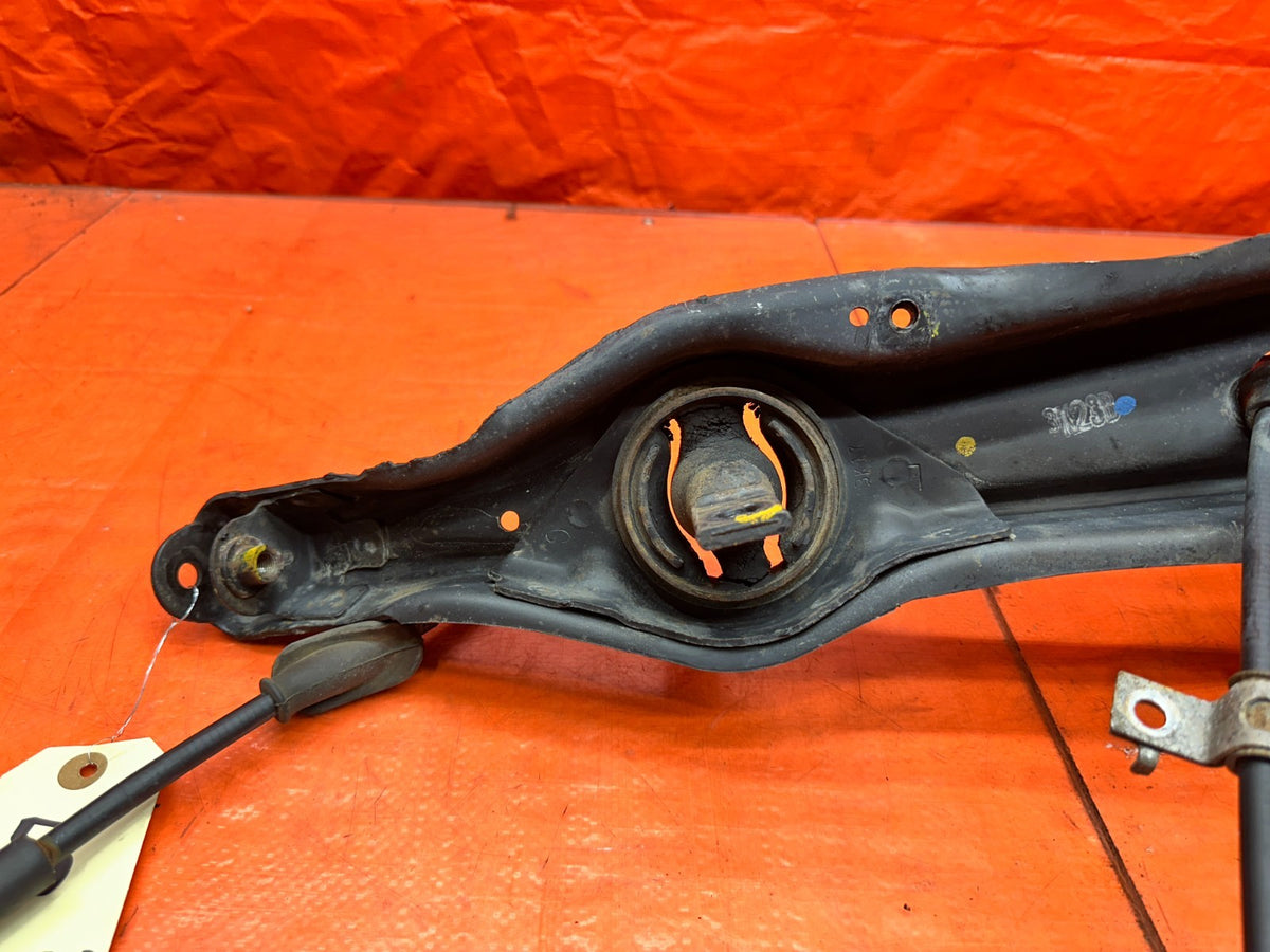 1992-1995 HONDA CIVIC DRIVER LEFT REAR SUSPENSION TRAILING ARM OEM #34813