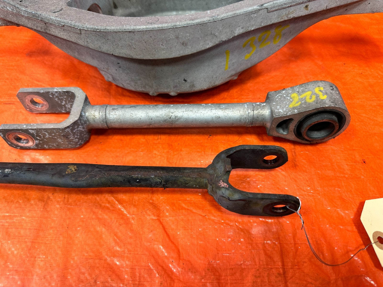 08 15 INFINITI G37 & Q60 COUPE RIGHT REAR CONTROL ARMS UPPER LOWER SET OF 3 3285