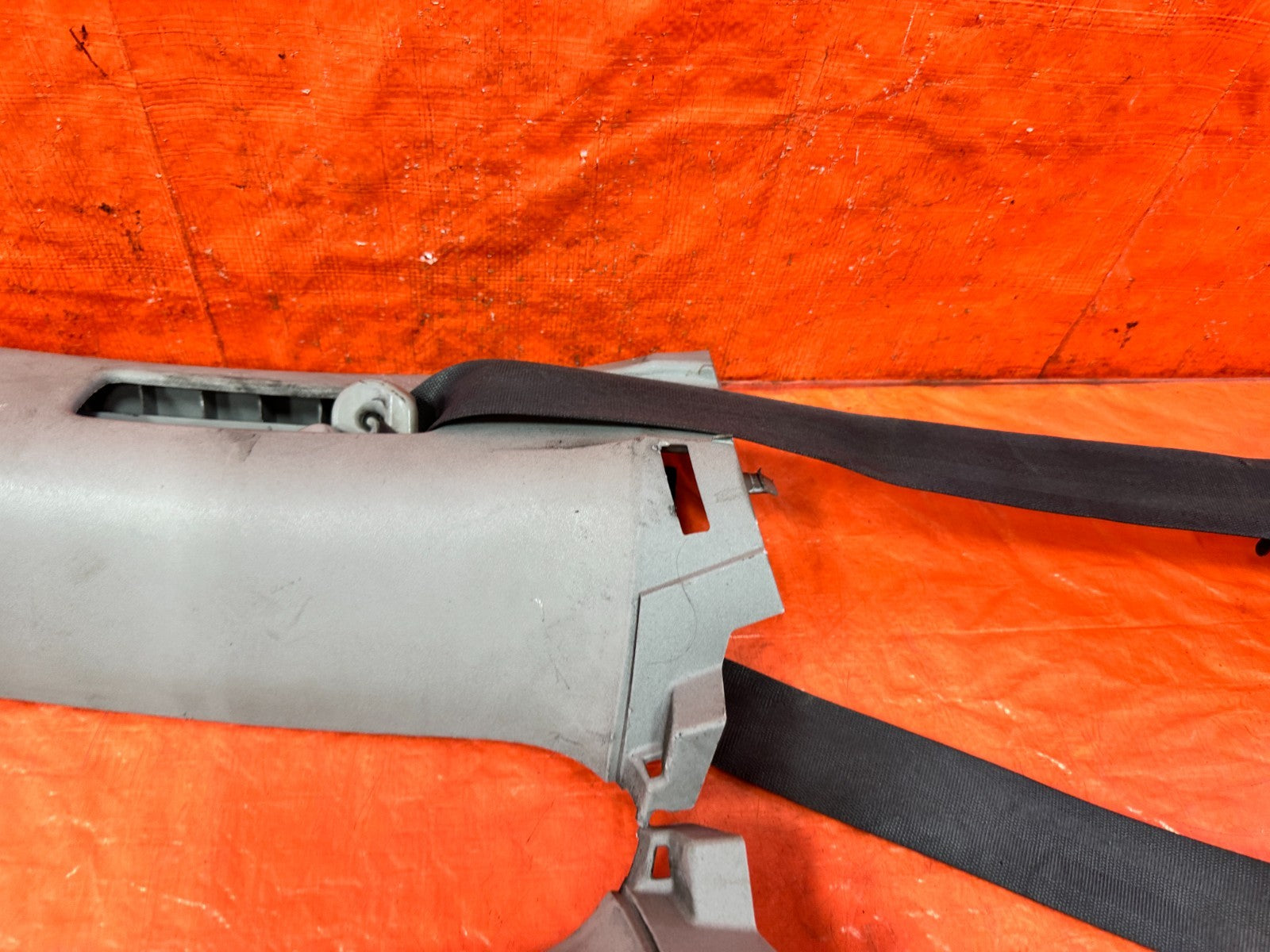 02 05 HONDA CIVIC SI EP3 HATCHBACK   LEFT & RIGHT FRONT SEAT BELTS   OEM #3085