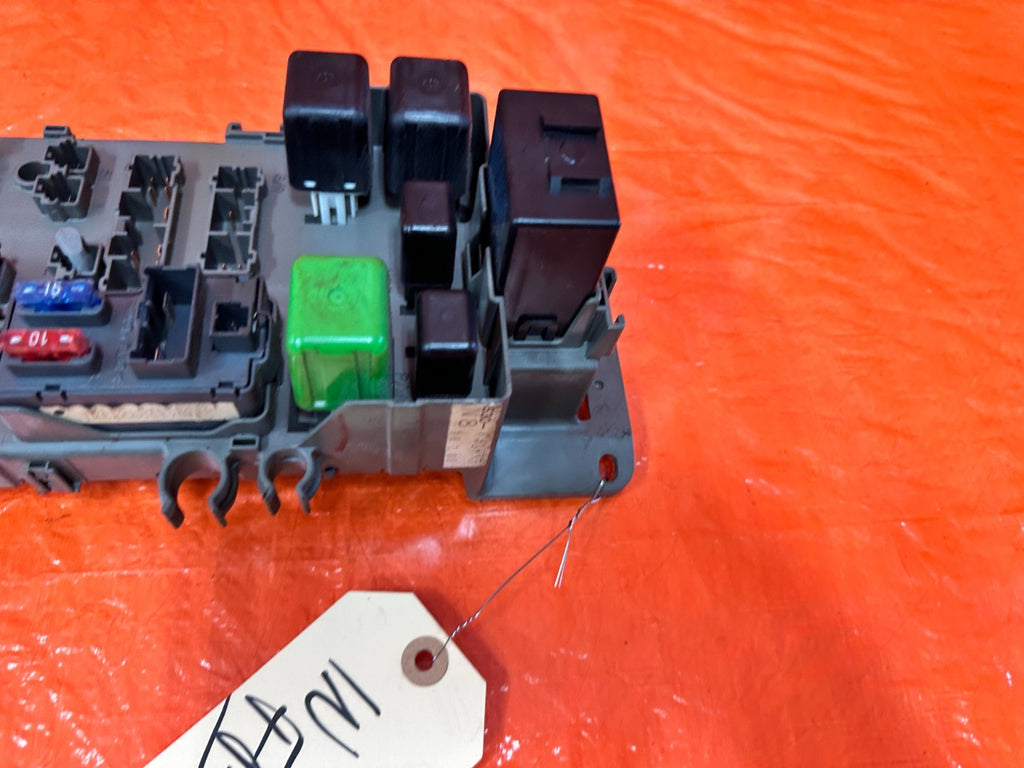 97 01 HONDA PRELUDE   INTERIOR UNDER THE DASH   FUSE BOX PANEL   OEM #3232