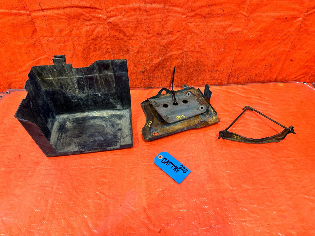 92 01 HONDA PRELUDE   BATTERY TRAY W/ MOUNTING BRACKET   OEM #3230