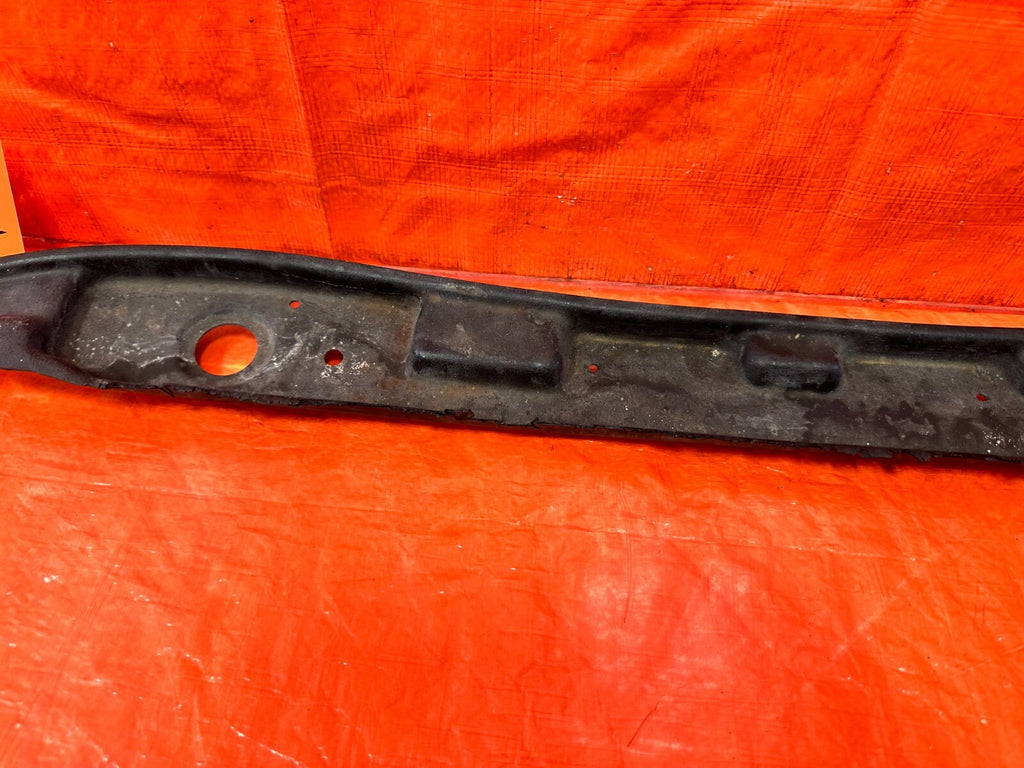1992 92 LEXUS SC300   SUPPORT TRIM BRACKET GASKET   OEM #2765