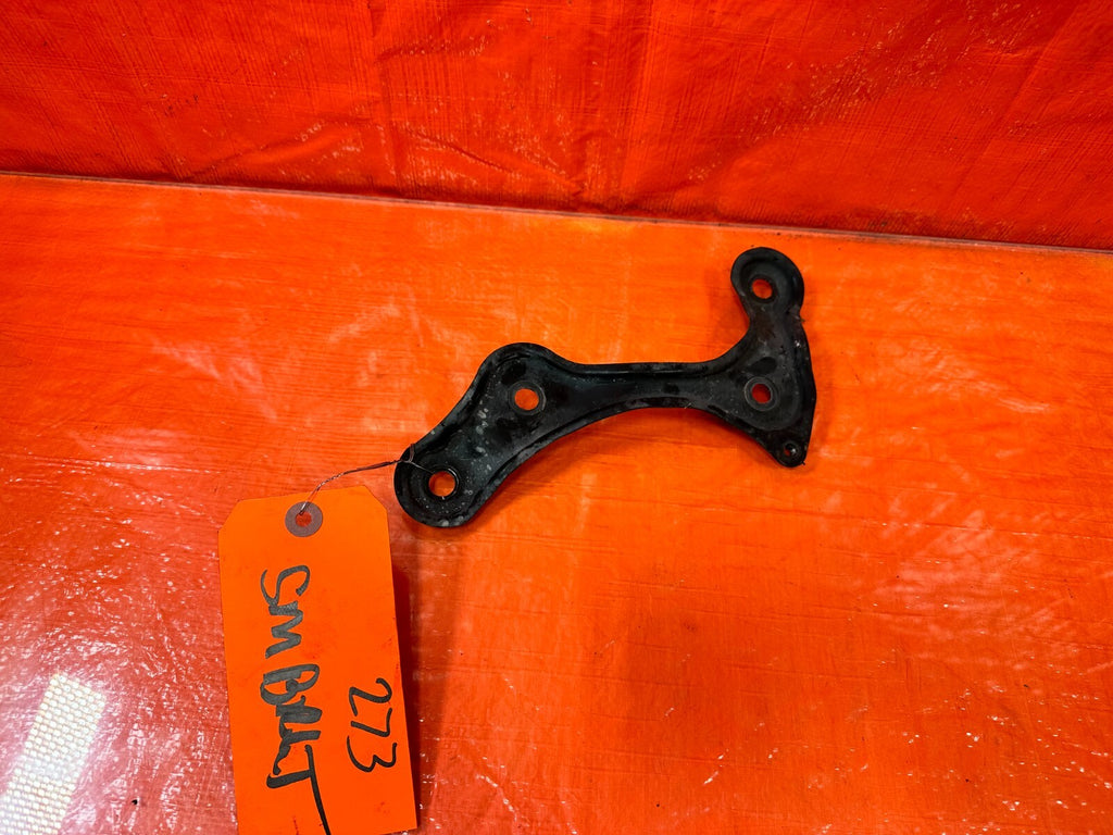92 96 HONDA PRELUDE   DRIVER LEFT LEFT STEERING RACK BRACKET   OEM FACTORY #2730