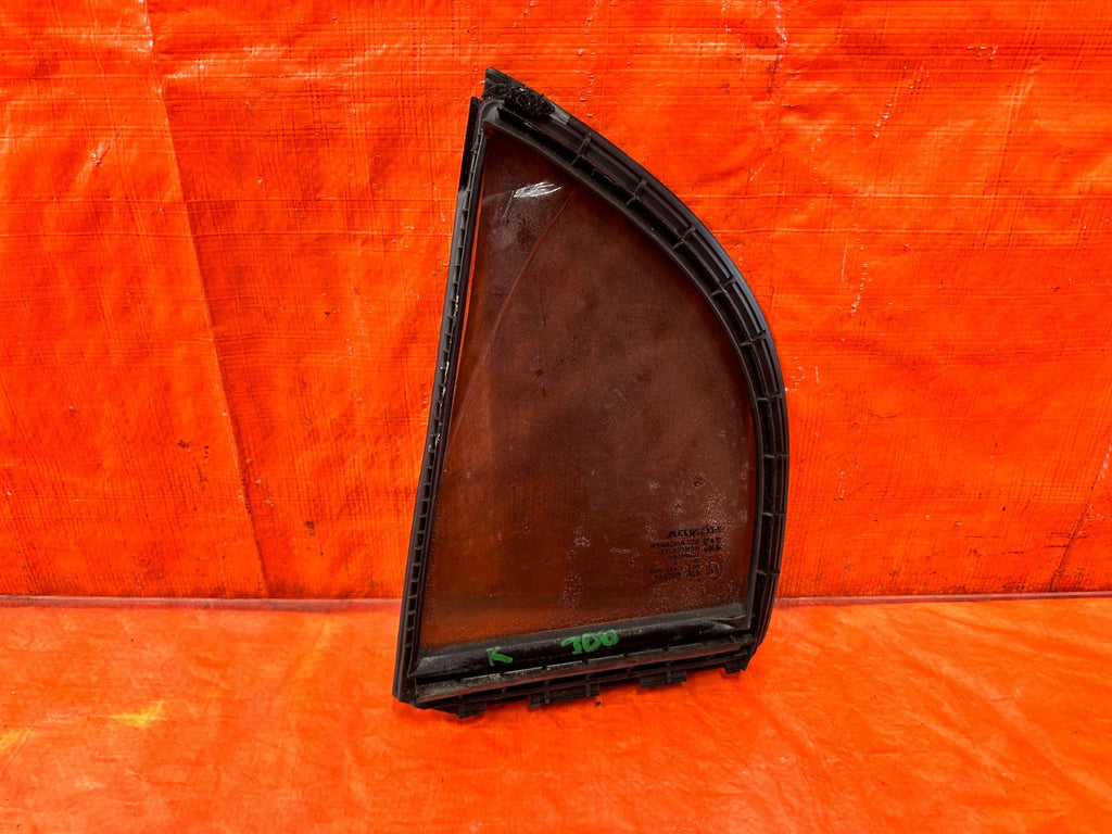 06 11 HONDA CIVIC SEDAN 4 DOOR   PASSENGER RIGHT REAR   QUARTER GLASS   OEM #3001