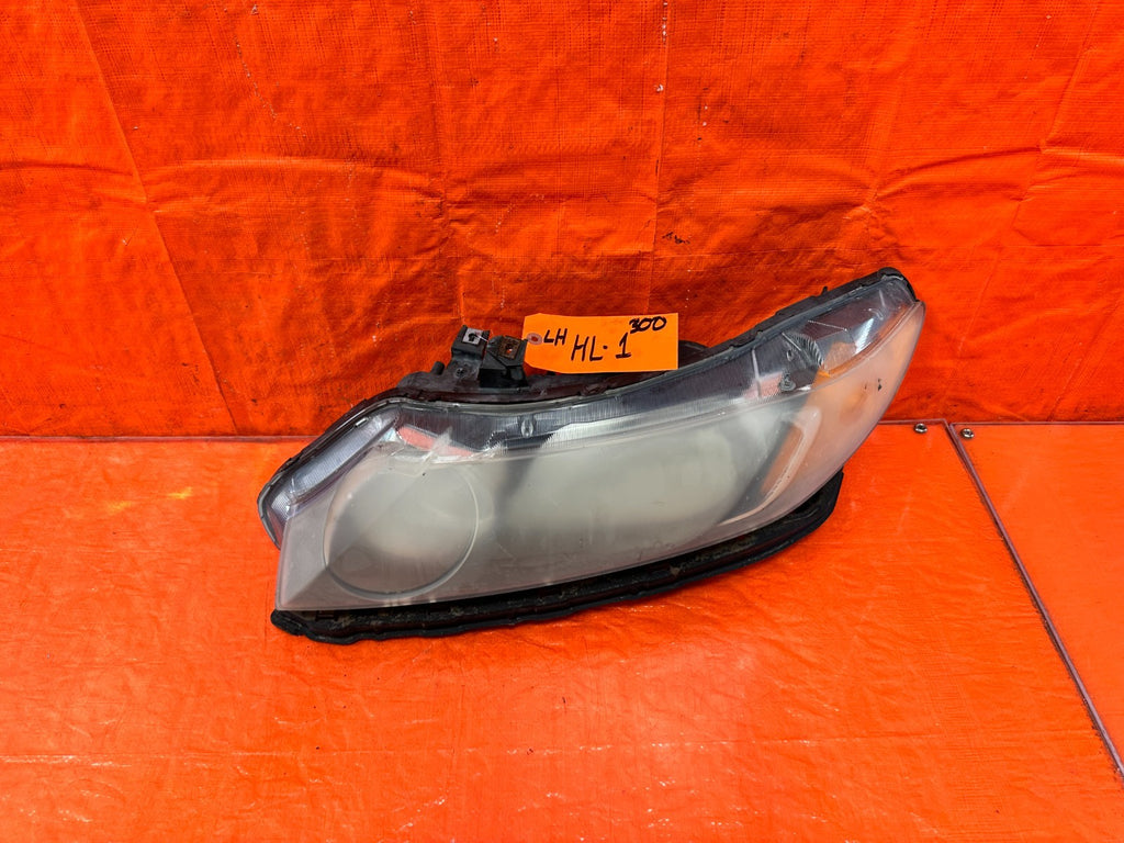 06 08 HONDA CIVIC SEDAN   LEFT HEADLIGHT HEADLAMP W/ BRACKET COMPLETE OEM #3000