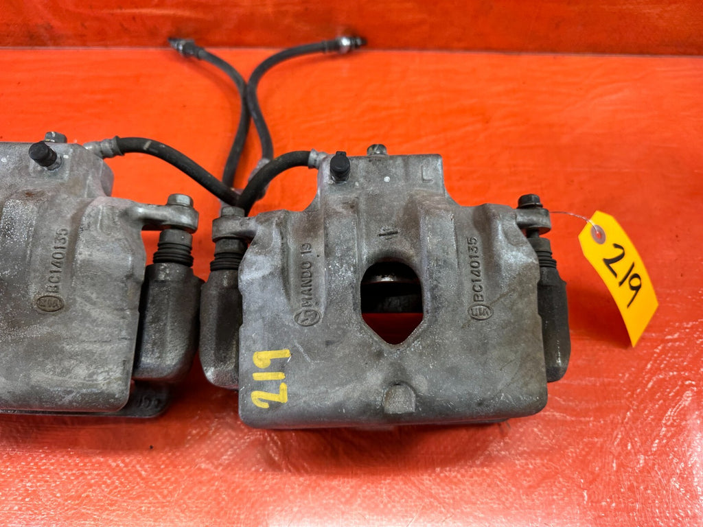 10 16 HYUNDAI GENESIS COUPE   NON BREMBO   FRONT BRAKE CALIPERS LEFT RIGHT #2193