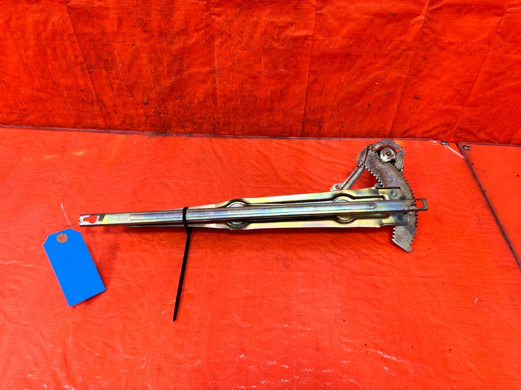 96 00 HONDA CIVIC COUPE   RIGHT WINDOW REGULATOR   NON POWER   MANUAL   OEM 3197