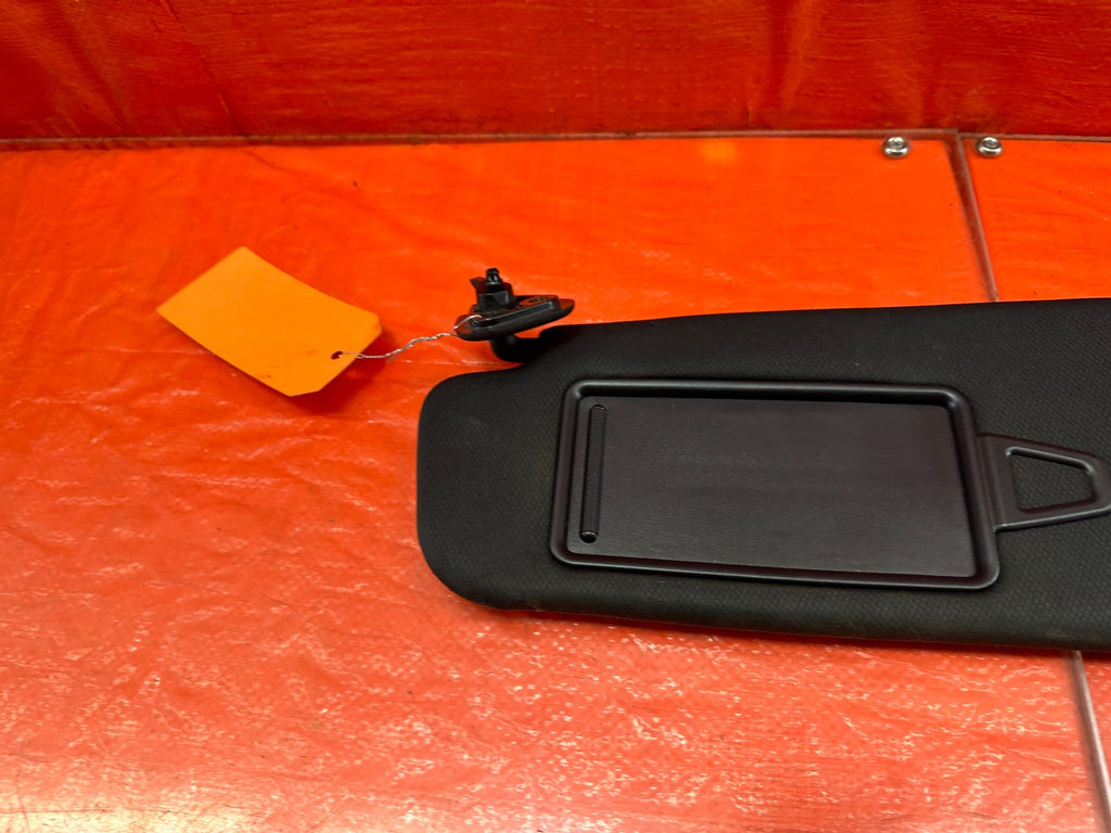 13 16 HYUNDAI GENESIS COUPE   DRIVER LEFT SUN VISOR   W/O SUNROOF BLACK OEM #21913