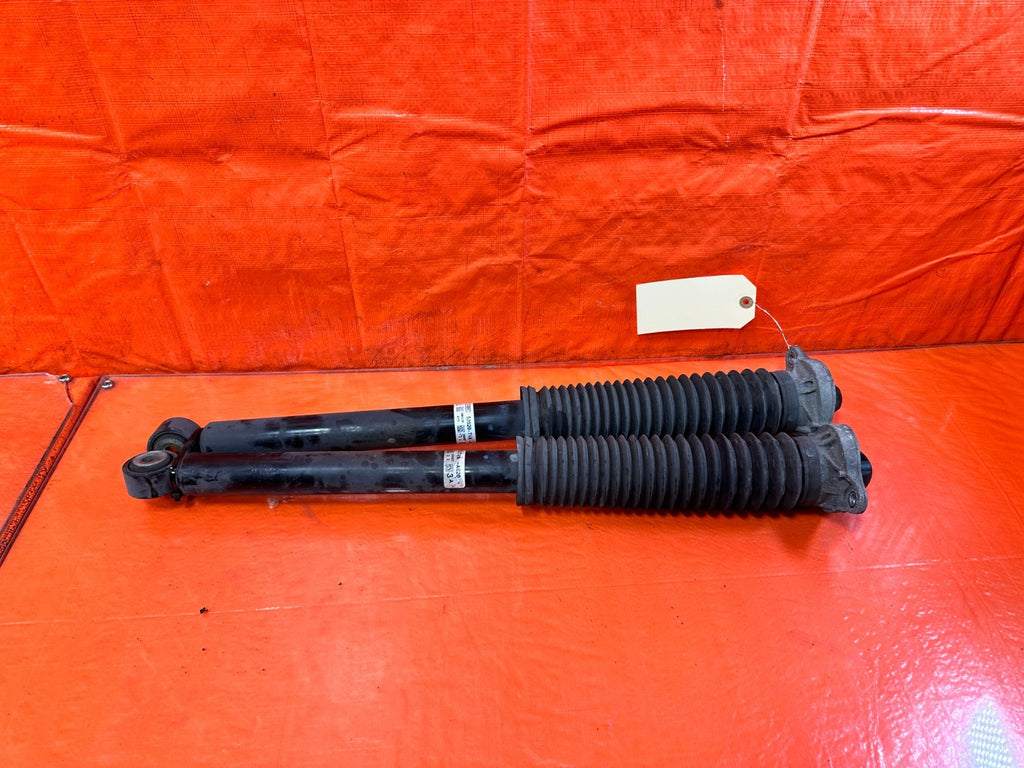 18 22 HONDA ACCORD 1.5L   REAR SHOCKS SHOCK ABSORBERS LEFT AND RIGHT OEM #32412