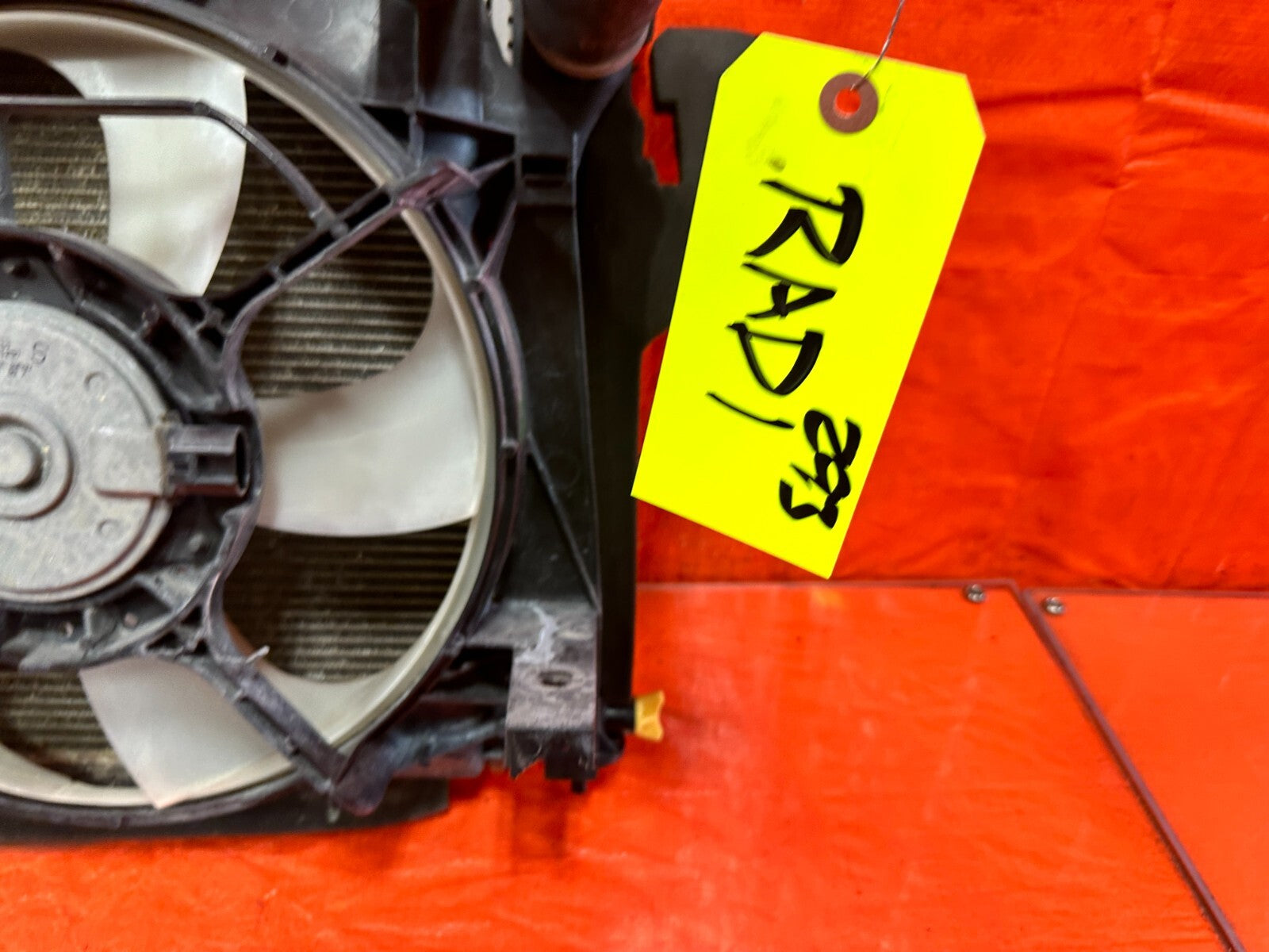 13 16 SCION FRS MANUAL TRANSMISSION ONLY   RADIATOR W/ FANS   OEM #2933